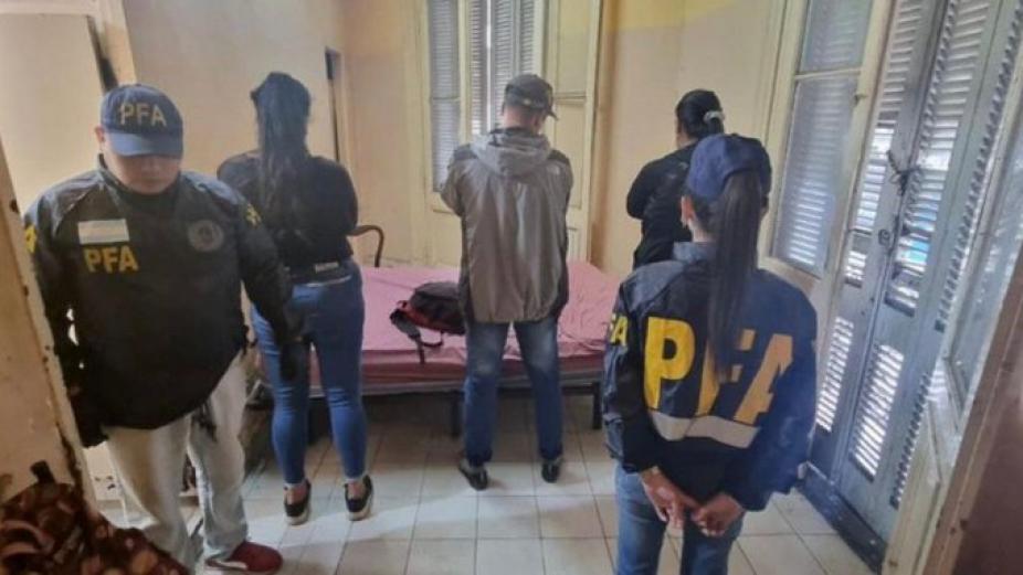 Once: rescatan a dos mujeres y un hombre víctimas de trata de un hotel en Sarmiento al 2900 Radio Bicentenario - FM en vivo - Tucuman