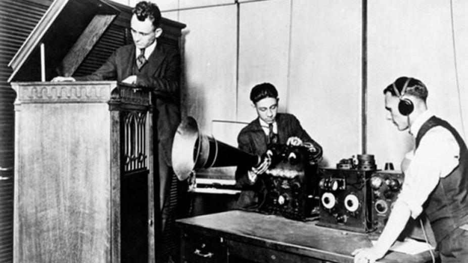 La Barcaza – 27 de agosto: Día Nacional de la Radiodifusión, cuál es su