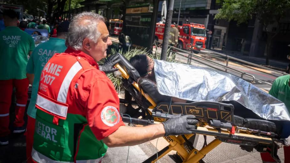 Incendio en el edificio lindero al Ministerio de Trabajo