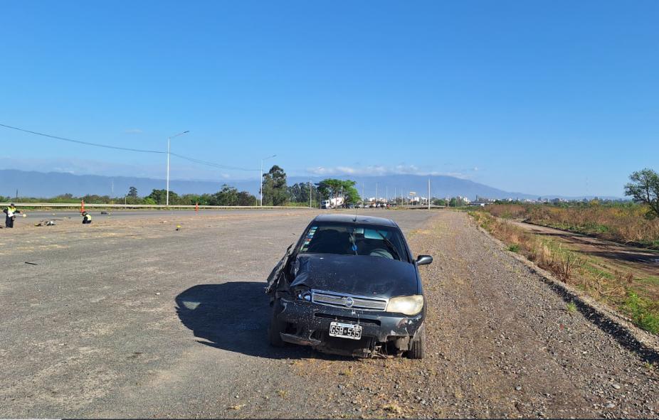 Choque entre un auto y una moto en la Ruta Nº9 | Radio Bicentenario - FM 103.3 en vivo - Tucuman