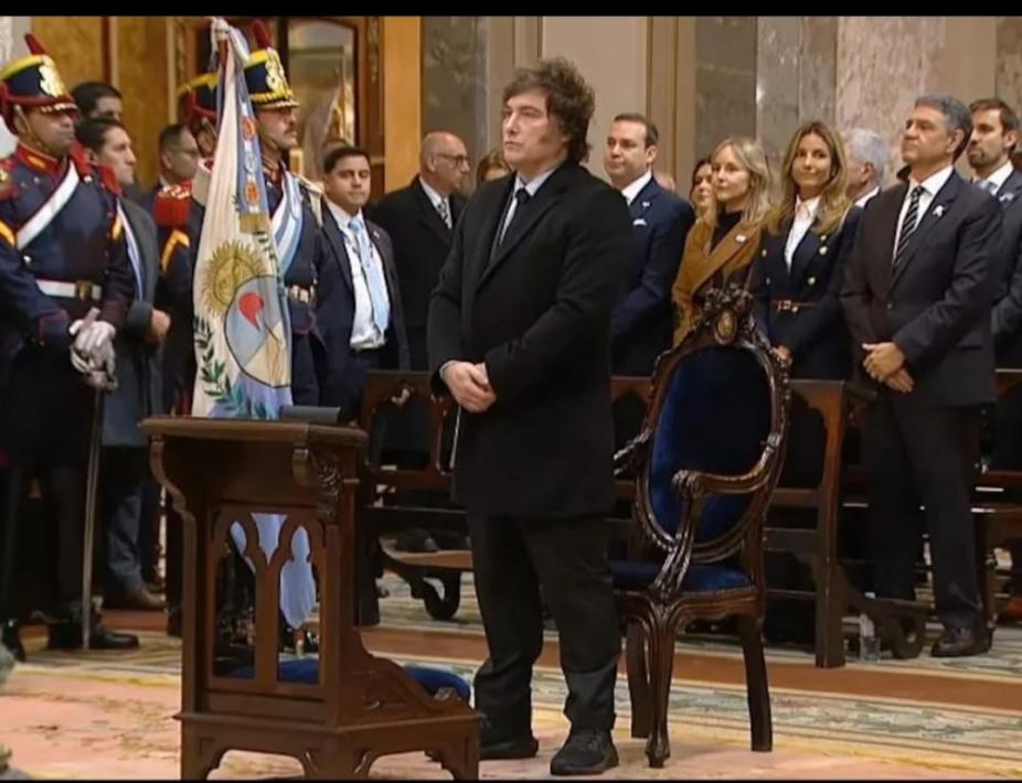 Javier Milei asiste al Tedeum del 25 de mayo en la Catedral | Radio  Bicentenario - FM 103.3 en vivo - Tucuman