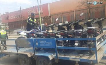 Retienen 47 motocicletas en operativos desplegados en la Capital | Radio Bicentenario