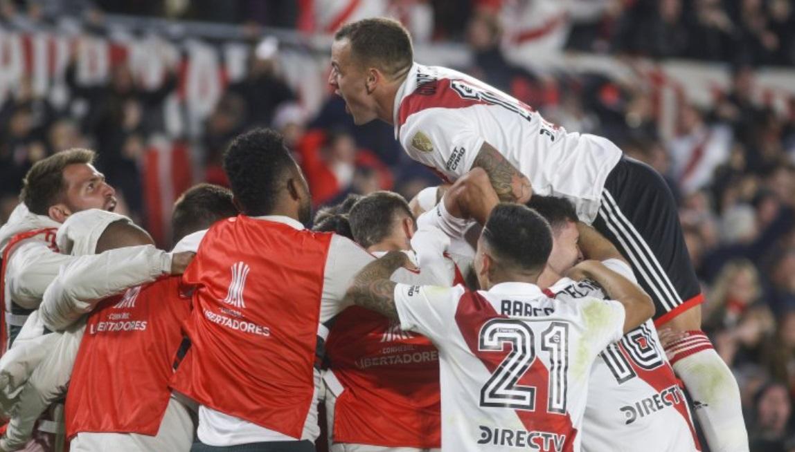 River Plate goleó 4 a 2 a Sporting Cristal y se en su grupo de